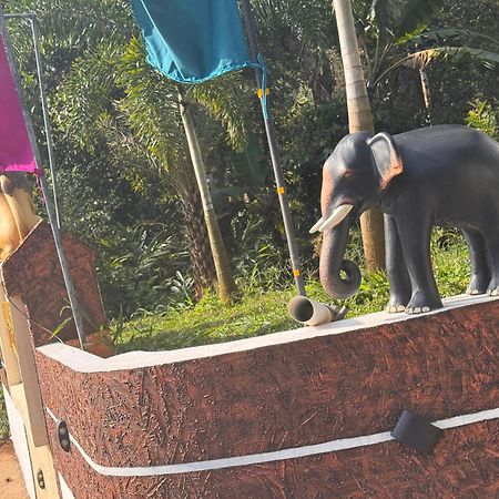 Arabian Holiday Resort With Swimming Pool In Idukki Calvary Mount Exteriör bild